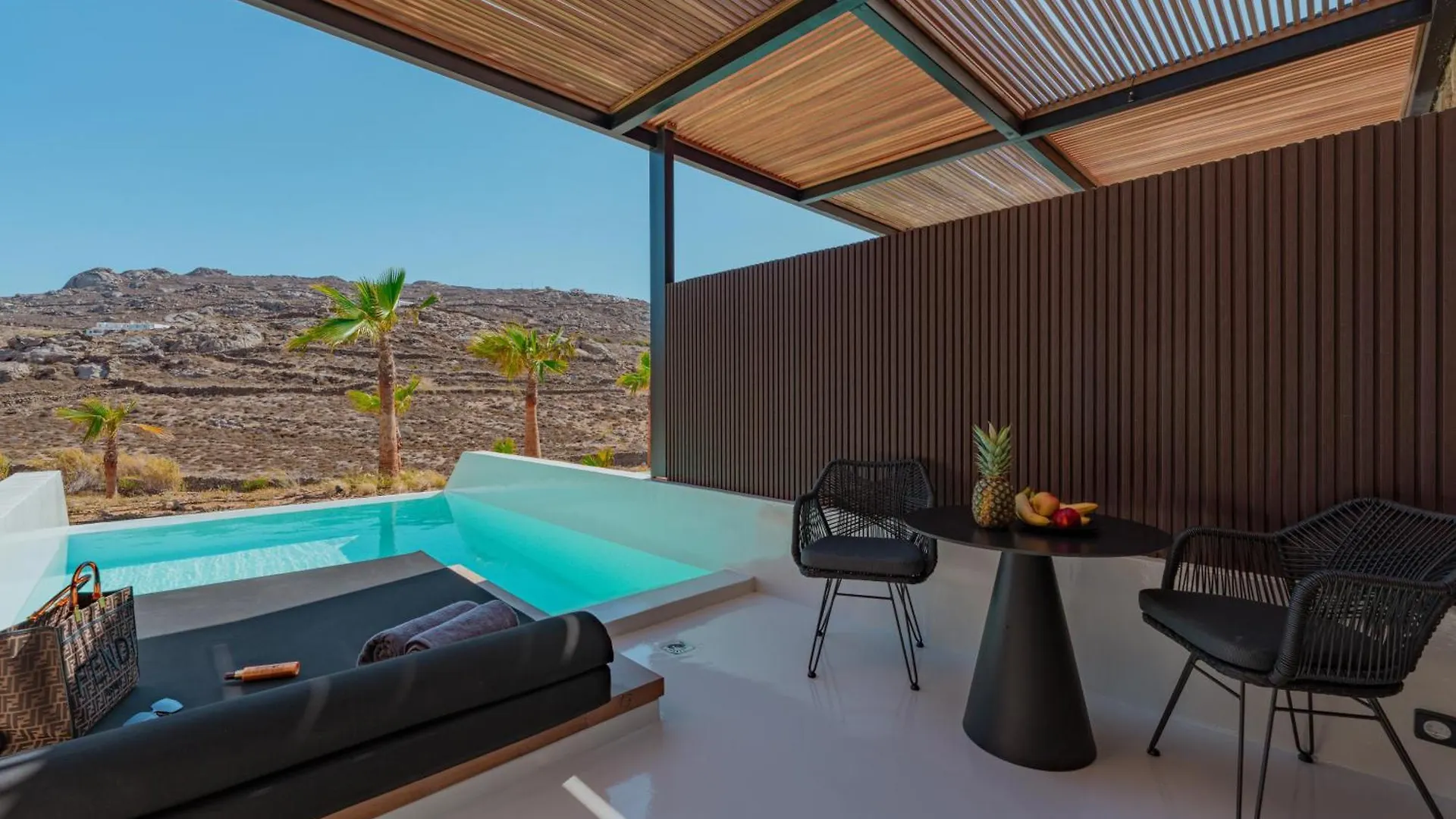 Ftelia Black Villas