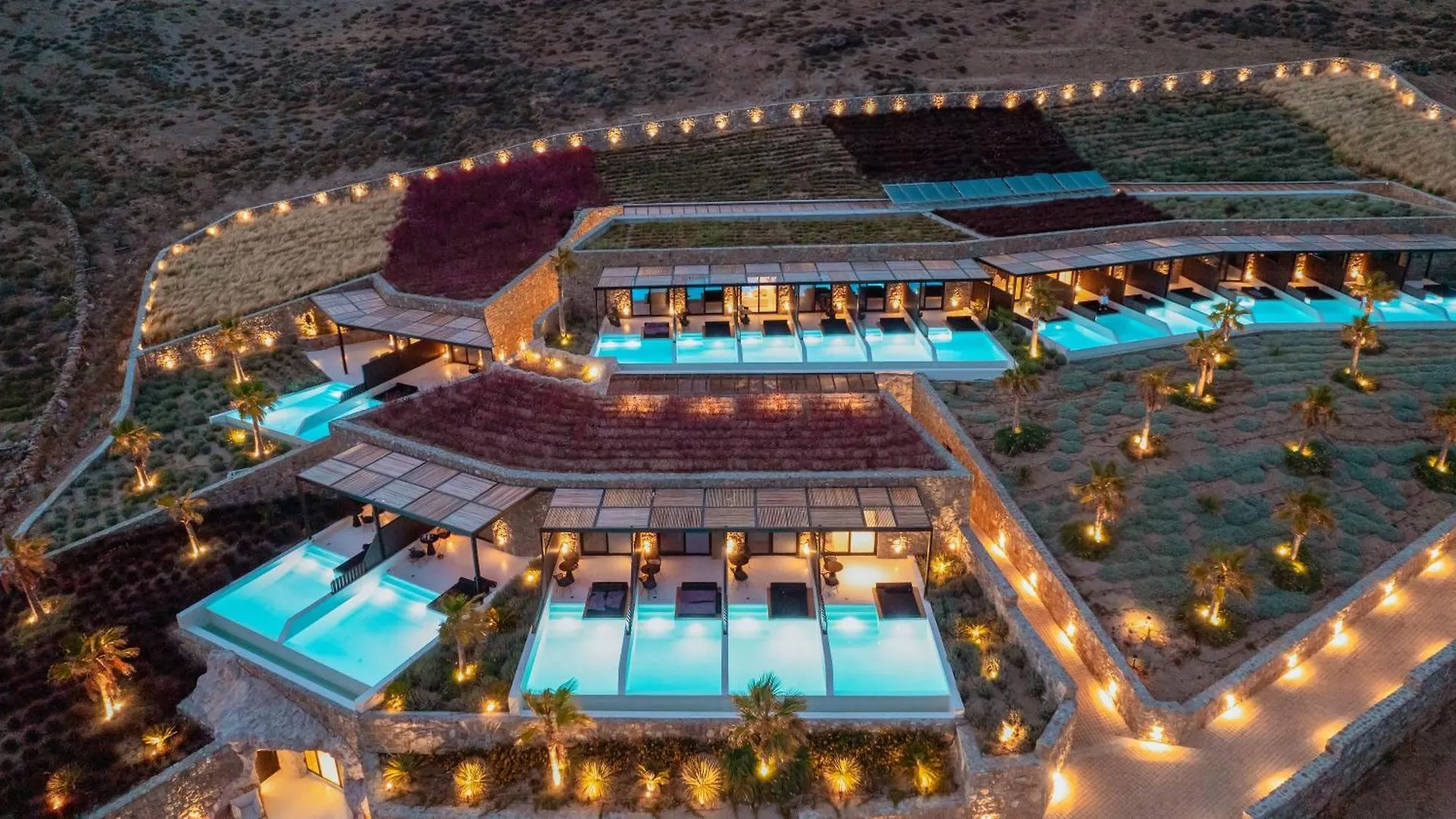 Hotel Ftelia Black Villas